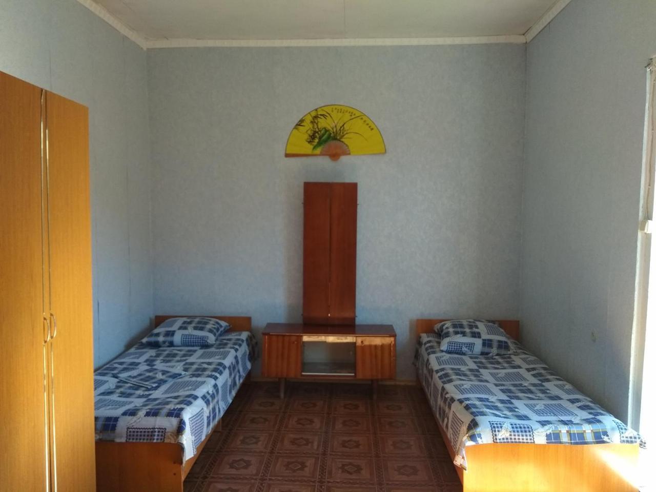 Guesthouse On Kabardinskaya 139A Gagra Exterior photo